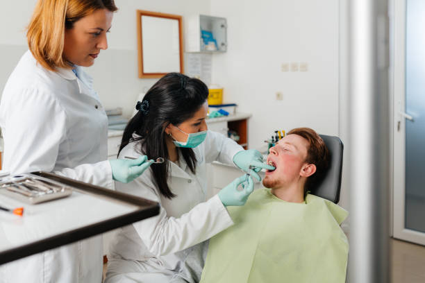 Best Emergency Tooth Extraction in Hutchinson, KS